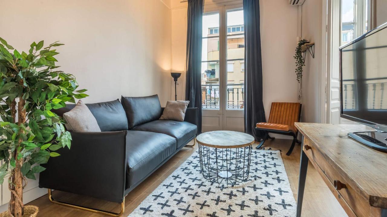 21Per1020 - Cozy Apartment In Vila De Gracia — Photos 2